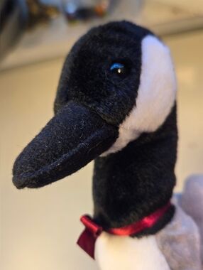 Ty Beanie Babies Loosy the Goose Plush
